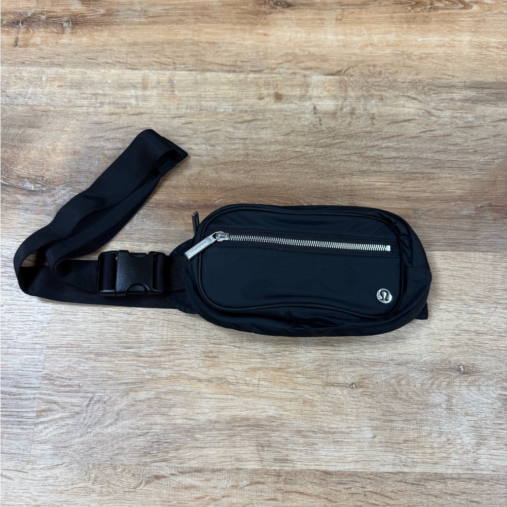 lululemon athletica Black Belt Bag